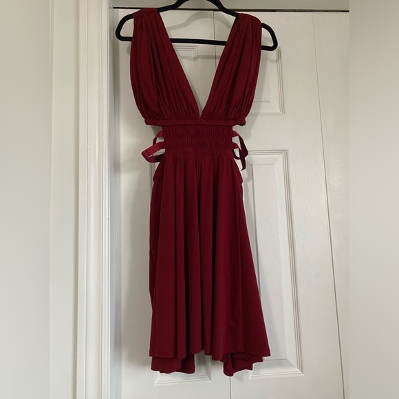 Express Small open sides dress - Picture 3 of 5